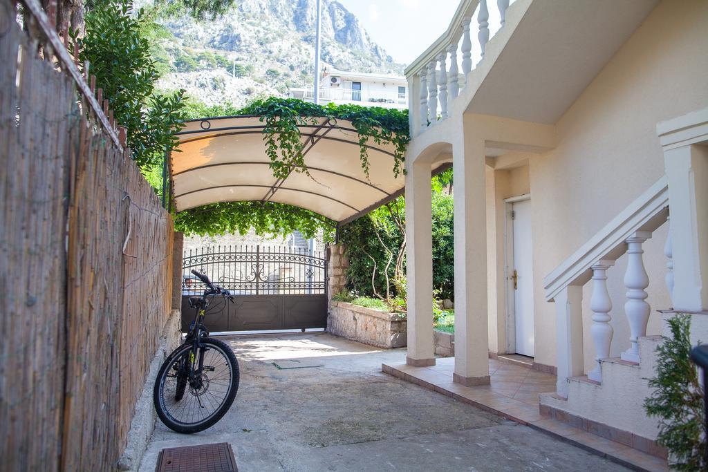 Apartments & Rooms Jelka Kotor Kültér fotó
