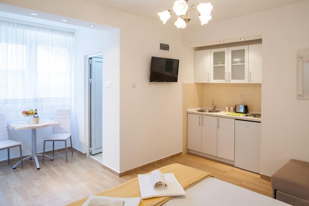 Apartments & Rooms Jelka Kotor Kültér fotó
